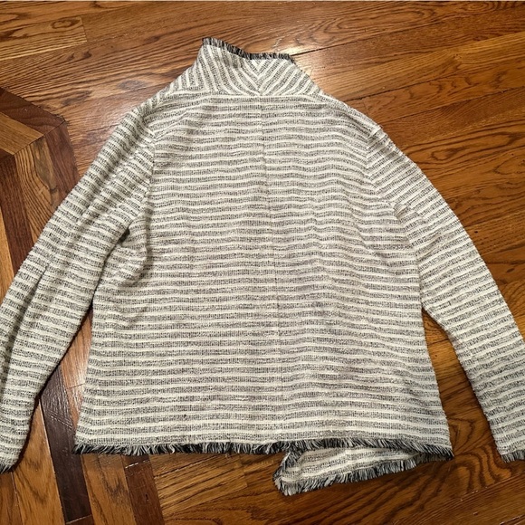 Ivanka Trump Black and White Jacket - Picture 8 of 8